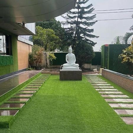 Sai Samrat Hotel เชอร์ดี ภายนอก รูปภาพ
